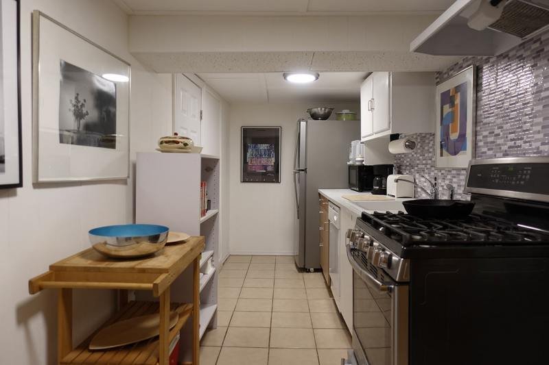 7-KITCHEN_VIEW_ONE_DSC2015-min 7-KITCHEN_VIEW_ONE_DSC2015-min