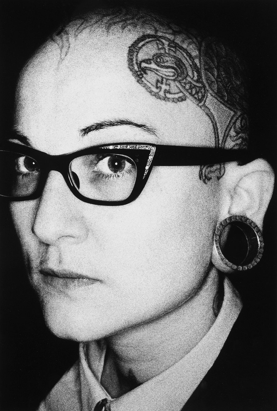 Tony_Ward_early_work_close_ups_1990\'s_ringflash_vintage_eyewear_ear_piercings Tony_Ward_early_work_close_ups_1990\'s_ringflash_vintage_eyewear_ear_piercings