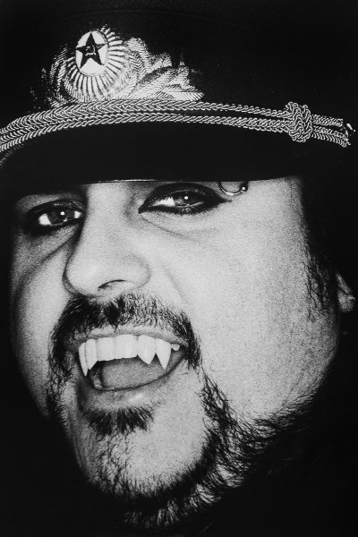 fangs_teeth_portrait_tony_ward_photography_closeups fangs_teeth_portrait_tony_ward_photography_closeups